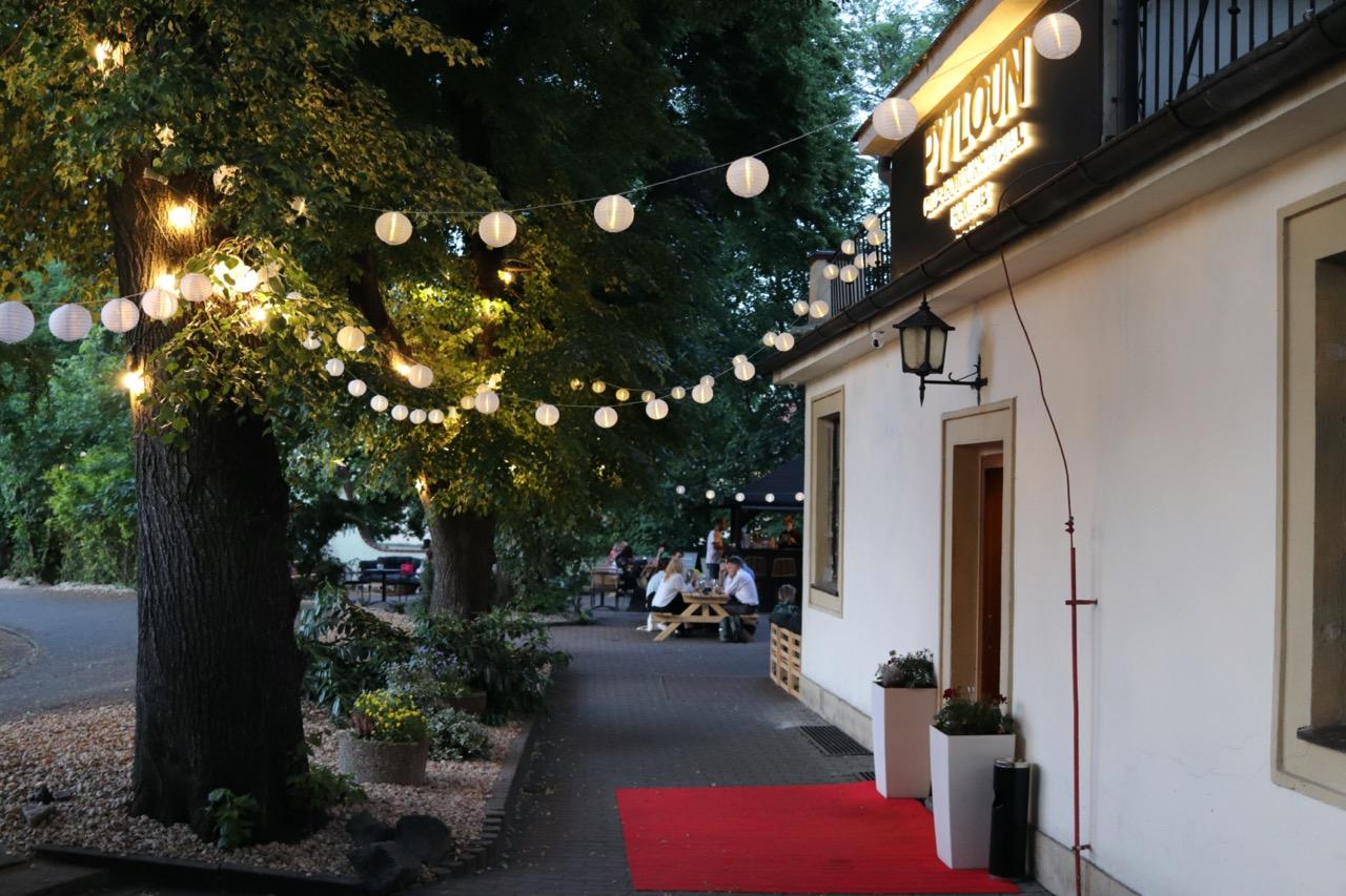 Pytloun Old Armoury Hotel Praag